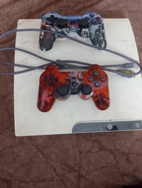 بلي 3 سلم نضيف مامفتوح ذاكره 150  للبيع  07515449514