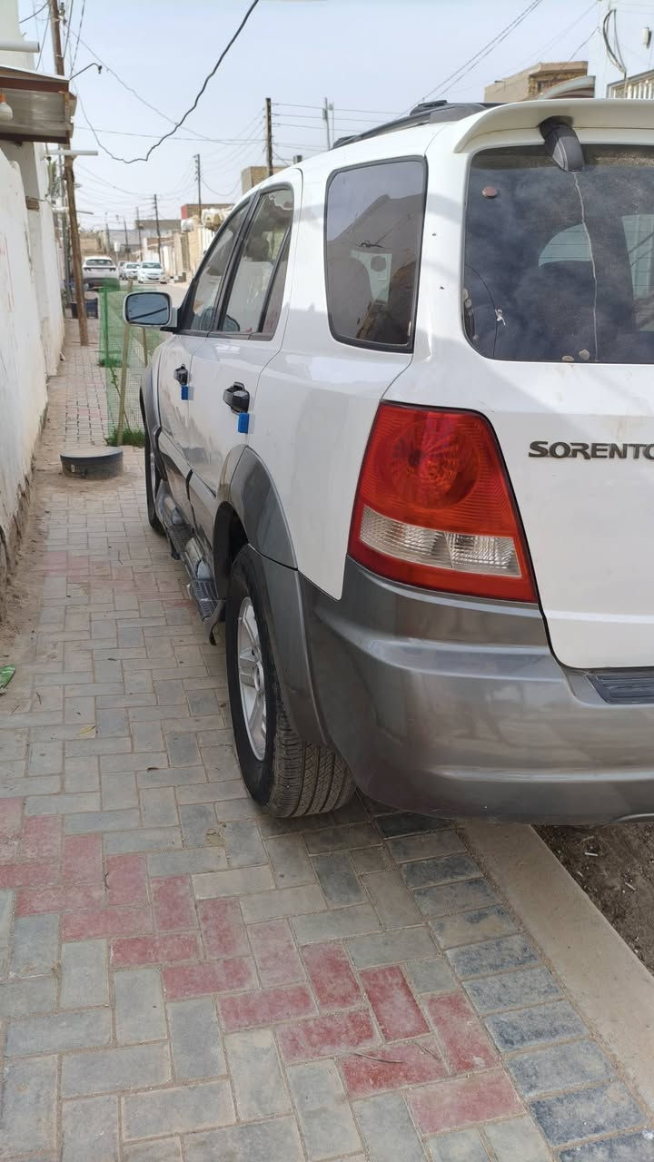 السلام عليكم
سورنتو2006
محرك3500/V6
كير ومكينه حلوات
حداديه فول
مكفوله من ضربه وكصه
كهربائيات حساسات كلها شغاله
نقص تبريد فقط ليك بل بواري
شاشه وكامره بيها
تخم تاير جديد
مجاول+ بلكات +بخاخات جدد شرط

سنويه لل29 رقم ذي قار
مشروع وطني مداور ثاني يوم

استفسار ***********
