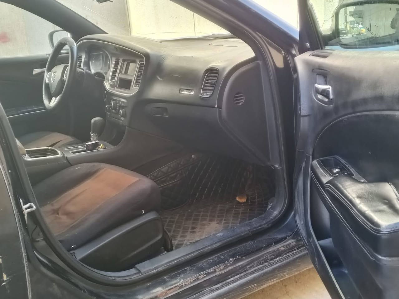 سلام عليكم جارجر مديل 11 مكاني بصره سعره 83مكفوله مو كلبه جفيه مبدله بيه قماره اثار حرك وتبدلت تفاصيل اكثر اتصل ع رقم ***********
