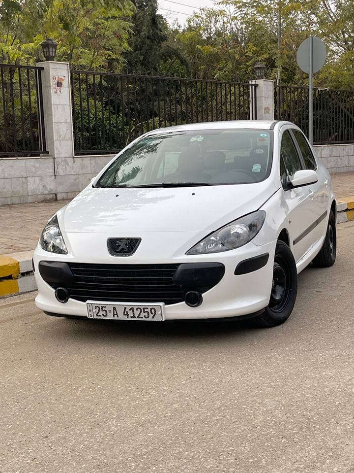 سلام عليكم 
بيجو ٣٠٧ موديل ٢٠٠٦ 
رقم كركوك جديد باسمي بيهة بطاقة بانزين 
 كير محرك كهربايات كله بشرط 
صدر تايرات باتري كلة جديد ادامة كاملة 
تبريد ❄ تدفئة شرط 
شاشة و كامرة 
بيهة دوسات صبغ فقط اثر شخط و شبر بارد باب سكن 
سيارة نضيفة كلش من داخل و خارج ماشي ٢٢٣ الف 
سعر:٦٦
مكاني كركوك 
رقم : *********** واتساب
