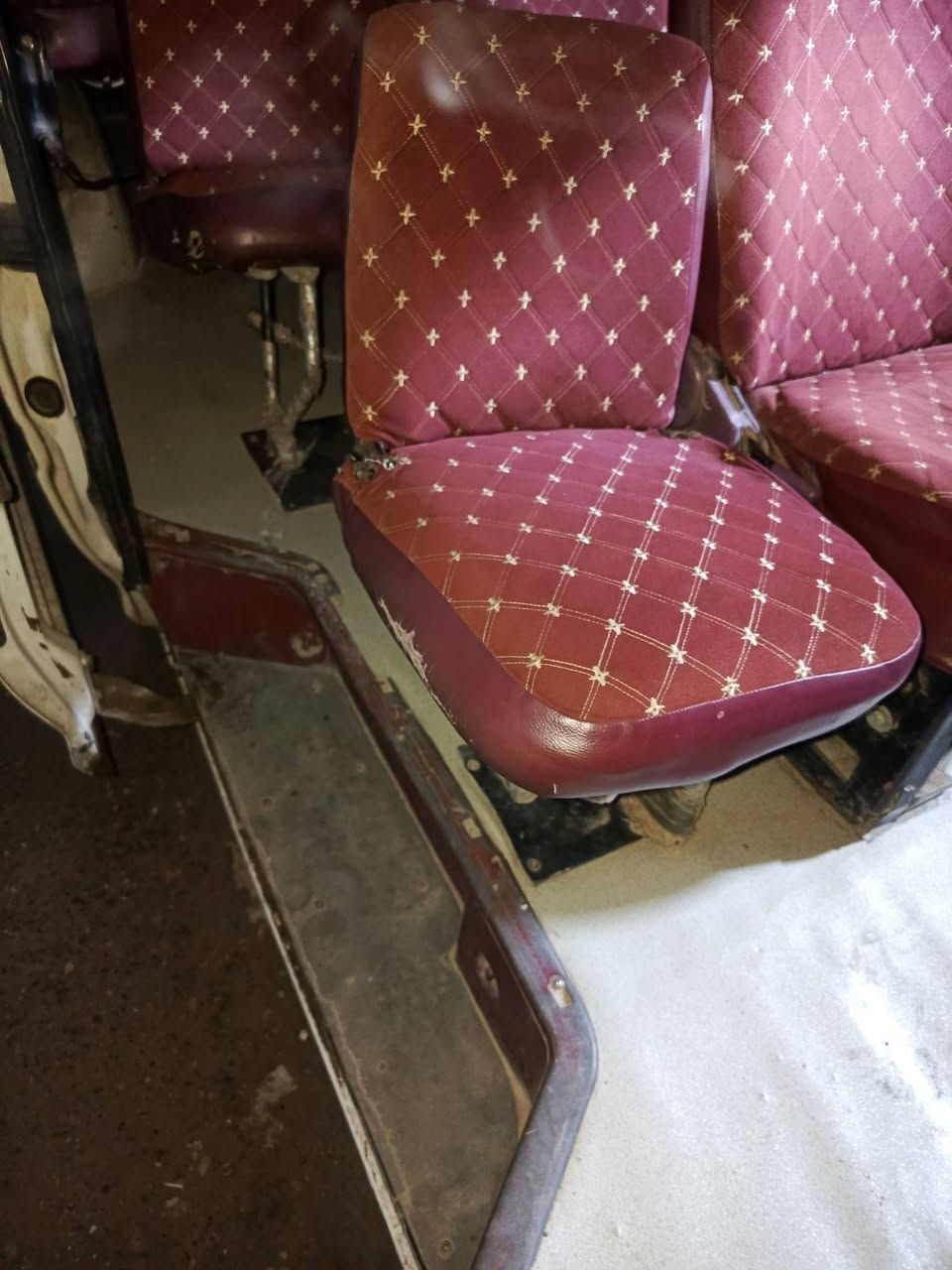 كراسي قلاب مال فتون بلاديات لا كسر ولا لحيم مكاني بغداد حي البتول السعر 100, الف ***********
