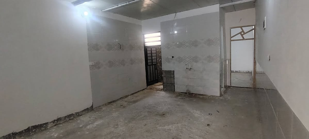 بيت للبيع مساحة 115 واجها 5 امتار و النزال 23 الموقع حي جابر النصاري قرب الفلكة  للتواصل واتساب او الستفسار( ***********)
