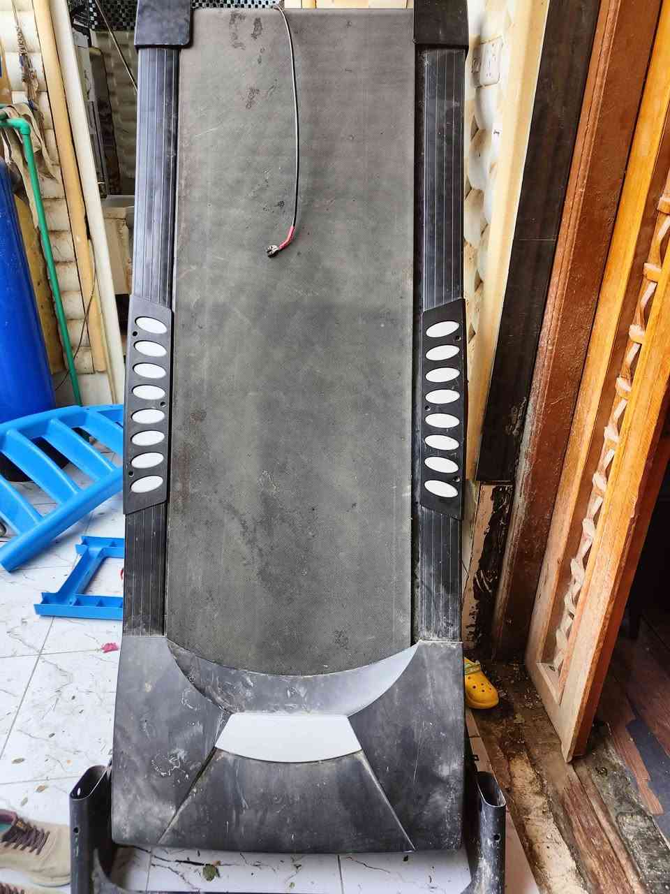 سلام عليكم اخوان جهاز مشي يتحمل ٢٠٠ كيلو  بيه وضع جبلي مستخدم شي بسيط ومتروك الي مهتم يطينه بيه سعر


**إذا كنت صاحب هذا الإعلان وتريد حذفه لأي سبب، رجاءا أرسل رسالة إلى الدعم الفني**