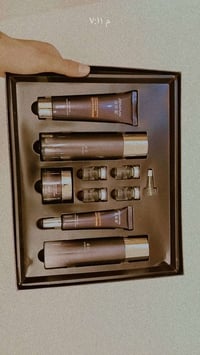 بكج عنايه بالبشره مع هدايه وتوصيل مجاني 40 الف  07854103945