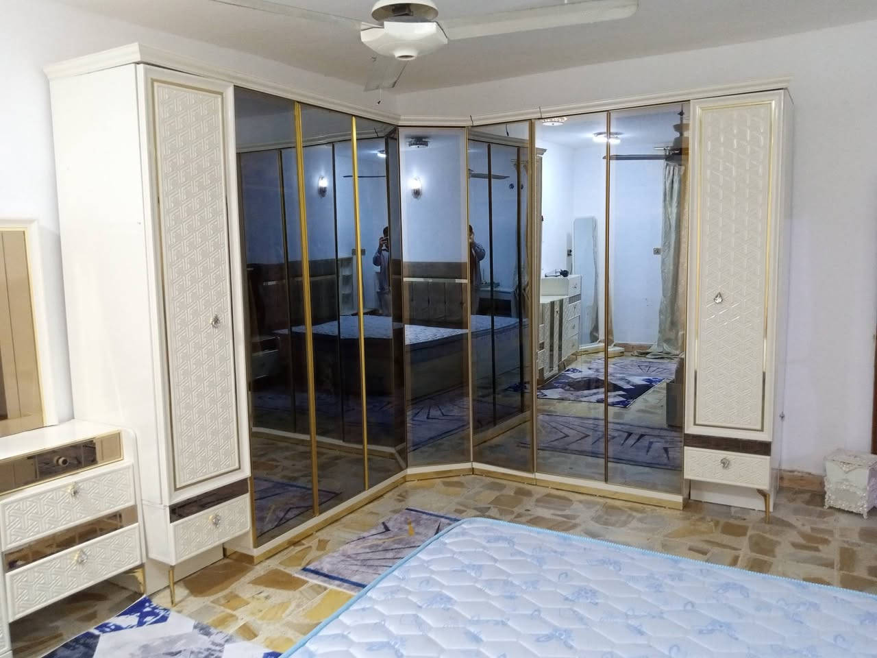 غرفة نوم تركية 11قطعة معا الدوشگ مكان رمادي تأميم
السعر 850
للتواصل 
رقم الهاتف :***********
