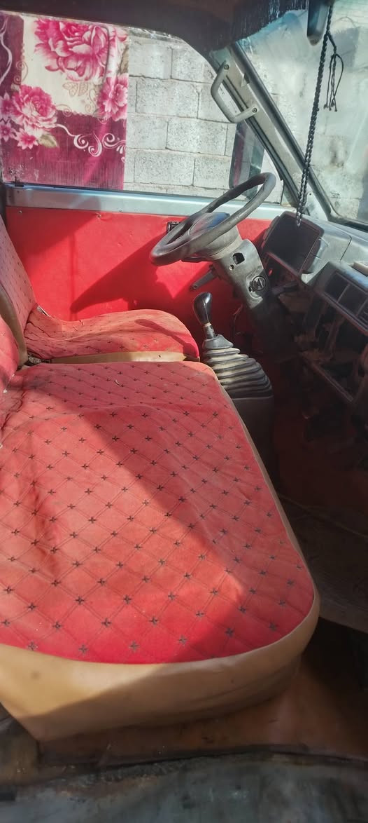 سلام عليكم ورحمة كيه مديل 1994 تجفيت جديد بعدهي على سحك مدوشمه جديد خير من الله نضيفه 30 وبيه مجال رقم لماني جذيد عوزه فقط بتري مكان ديالى بلدروز تحول مباشر ماعليه غرمات مصفره ***********
