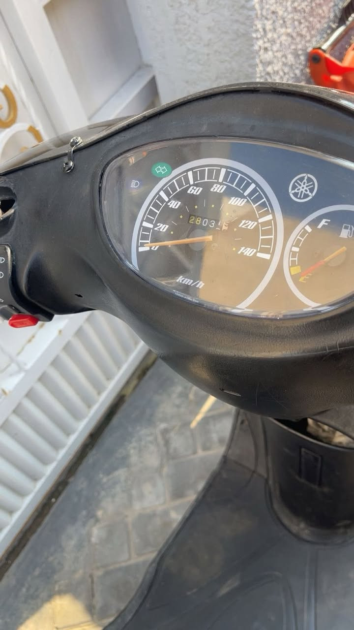 السلام وعليكم دراجه اكزز ياباني دراجه جديده اي نقص ماابيه سلف وهندر دراجه كامله مكينه بلاديه برغي ممفتوح بيها العنوان بغداد السعر خاص ***********
