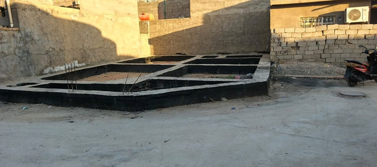 سلام عليكم قطعه بل جمعيه المساحه ١٠٠ متر واجه ٨وربع ونزال ١١ ونص الشرايع اتصل ع هاذه الرقم ***********
