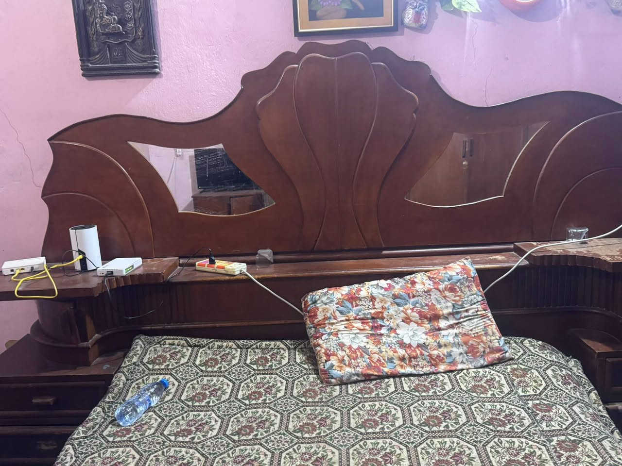 غرفه للبيع سعر ٢٥٠ بابل مهندسين 

***********
