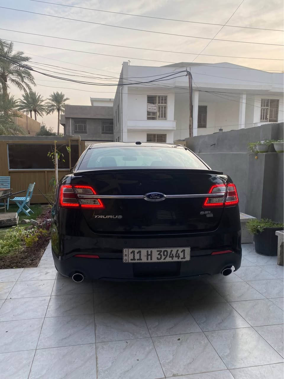 السلام عليكم فورد تورس 2015 سيارة جانيها صار فترة فول مواصفات عدى السلايت 
السيارة مابيها أي نقص على ايدي 
السعر 115 ورقة 
تخم تاير 
تدفئة تبريد
كشنات جلد تدفئة تبريد 
بصمة + تشغيل عن بعد 
رقم بغداد بأسمي تحويل ثاني يوم 
شاشة كبيرة كامرة حساسات 
عليها نانو سيراميك 
صدر أمامي خلفي 
عليها ادامة كاملة قبل شهر تقريباً
سيارة استخدم شخصي مال بيت نظيفة جداً يحتاجلها تلحيضات بسيطة بالجاملغ الخلفي نفسة حادث امريكا
عنواني / بغداد المحمودية 
*********** بغداد, العراق
