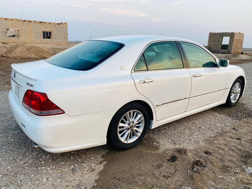 للبيع كراون شاهينه موديل 2004كفاله من الضربه والكص والعيب شرعي جاهزه مكينه كير تبريد خير من الله السعر 140 وبيه مجال العنوان ناصريه ستفسار***********
