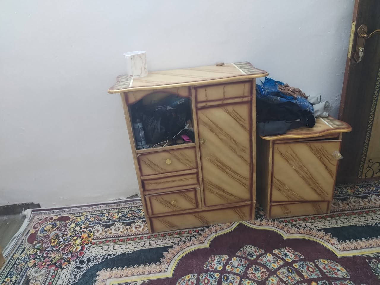 غرفه نوم صاج عراقي نضافه فول اي ضرر ما بيه السعر ٦٠٠ وبيه مجال
***********
