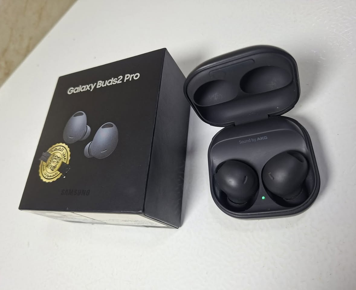 سماعة سامسونج
Galaxy Buds2 Pro
ضمان وكالة عين الفهد
استخدام قليل جديدة
كامل ملحقات
السعر ١٠٠  ألف
بغداد حي أور
***********
