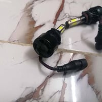كلوبات لد زنون أبيض  للبيع مكان بغداد الحريه للاستفسار خاص او واتس اب ...