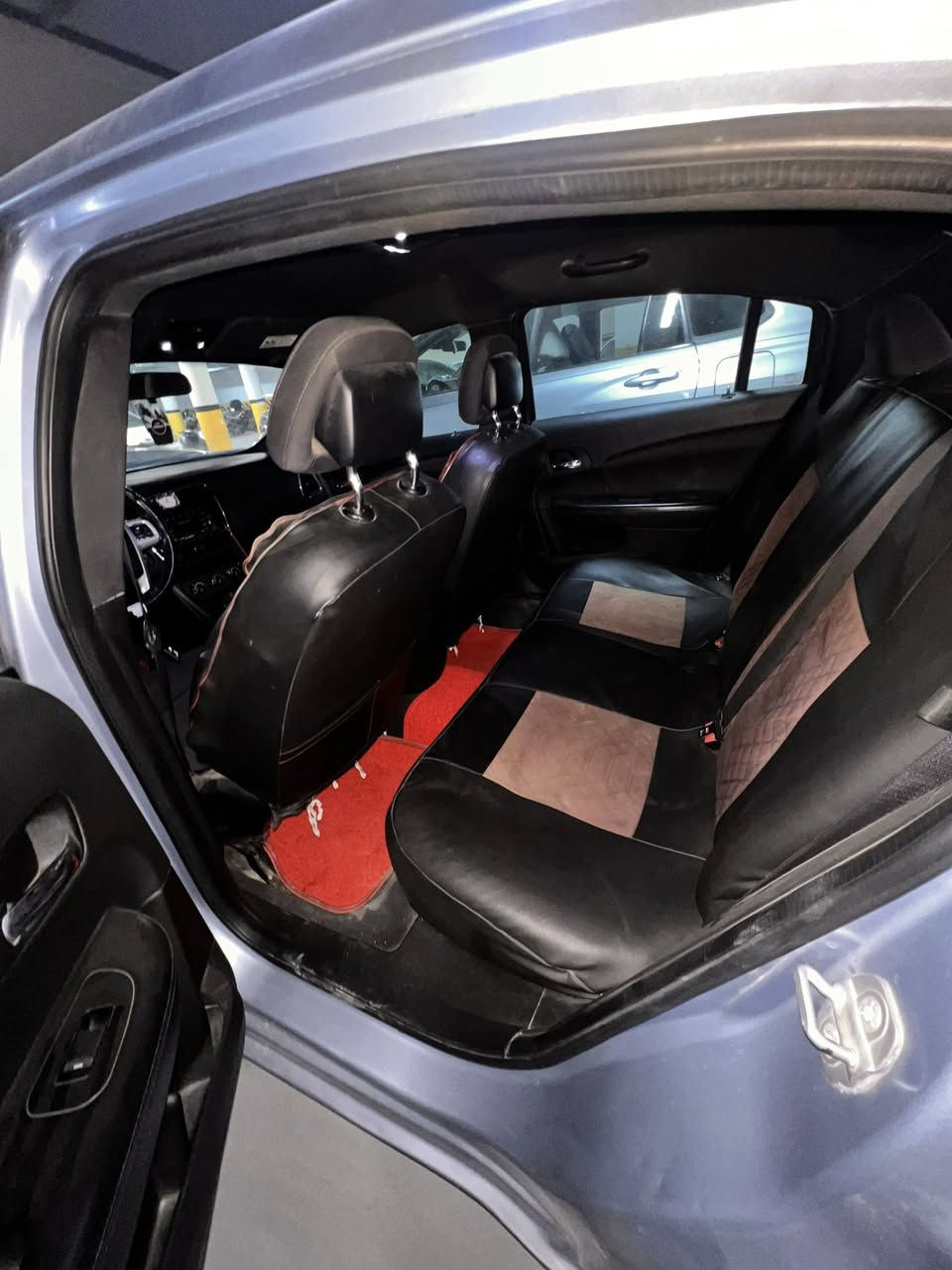 سلام عليكم
من رخصة الادمن المحترم
للبيع او مراوس
كلايزلر c200/ 
موديل 2014
محرك 2.4
سياره كلين بدون حادث داخله حالوب بالقماره بيه طخات بصيطه 
كير ومكينه وحداديه كله مكفول تبريد تدفئه السياره معايزه شي
السعر 98وبيه مجال بصيط
متواجد فيس واتساب
***********
