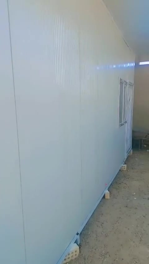 عرض خاص كافة الاعمال السندويج بنظام الاقساط والشغل درجة اولى وبي ضمان ويتوفر السندويج ضد الحريق عمل مخزن غرفة مشتمل اتصل ***********بي واتساب
