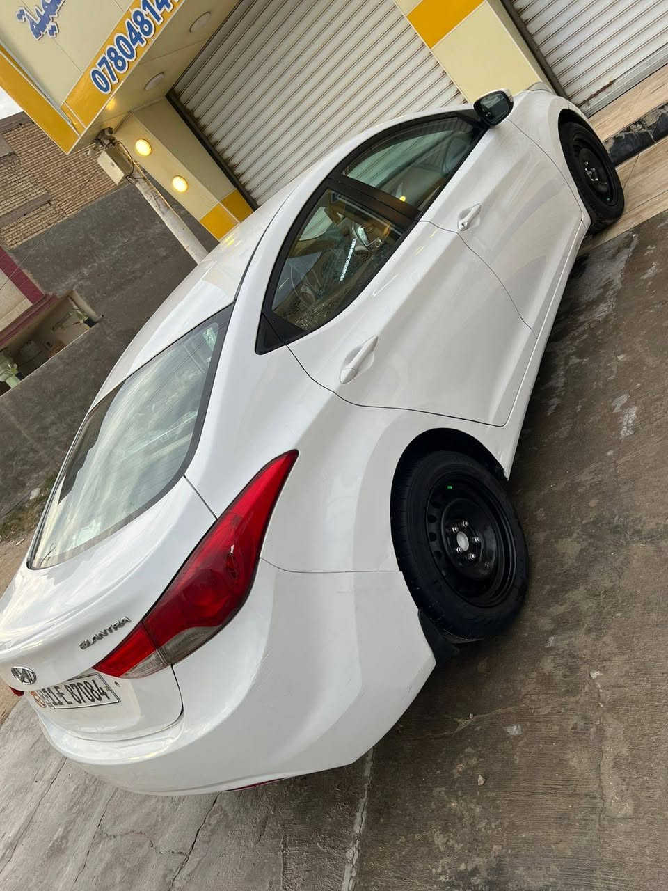 سلام وعليكم سياره النتره البيع موديل 2013 كفاله عامه من طخه وضربه موصفات معروفه السعر 122وبيها مجال مكان السياره التاجي سبع البور ***********
