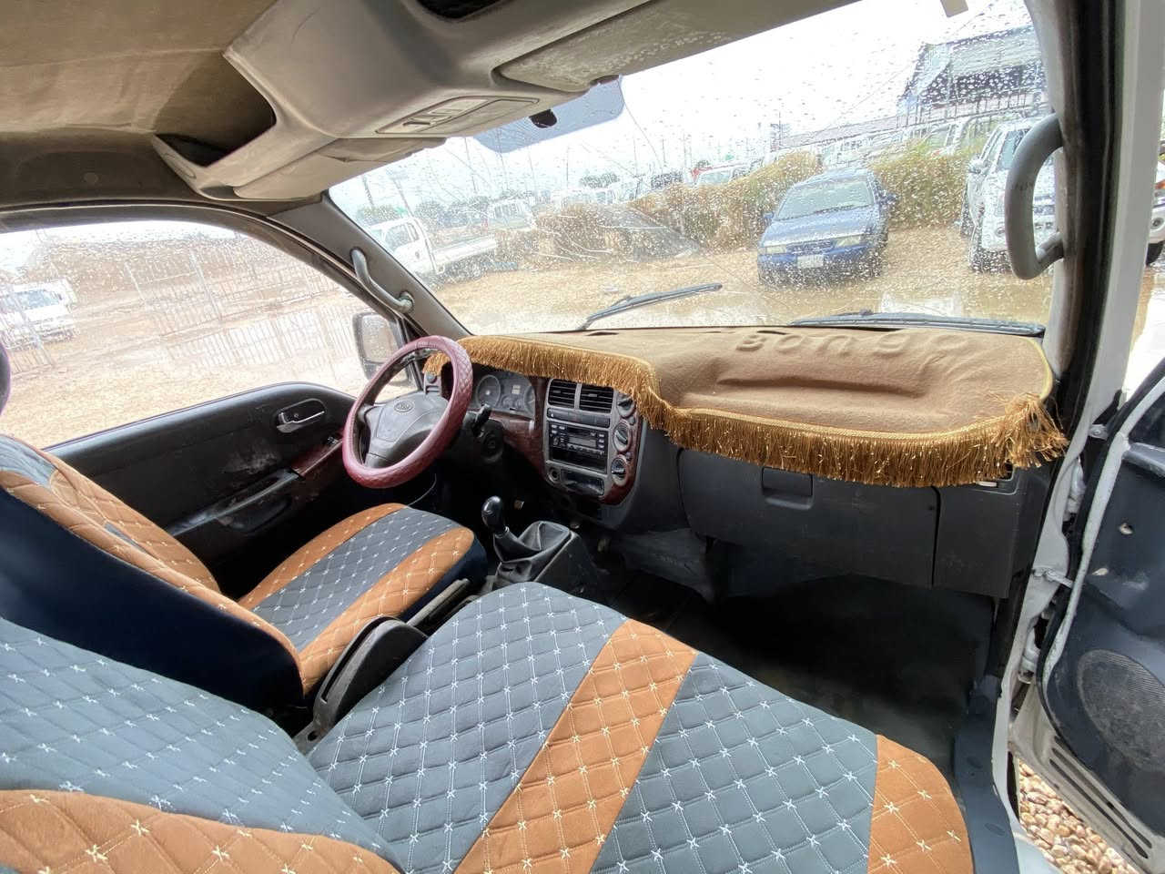 السلام عليكم
كيا بنكو  موديل 2008 السياره جاهزه كهربائيات شغاله وبيه صبغ دوسات للجماليه وتحويل ثاني يوم 
للاستفسار 
***********
