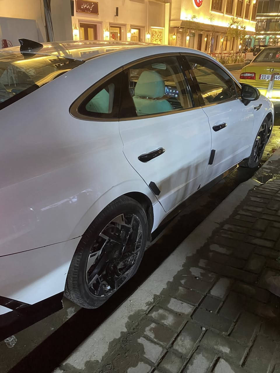 سلام عليكم
سوناتا 2024 sel وارد امريكي
مكينة 2500
كير تعليك
مواصفات فول عدا لفتحة وجلد اني مغلف لكشنات لون فيروزي
رادار امامي وخلفي
حساسات امامي وخلفي
كاميرا خلفية دوارة
مثبت سرعة قيادة ذاتية تنبيه خروج عن المسار
اوتو هولد 
ڤيو كاميرا
مودات قيادة (normal-sport-smart)
شفتات سترين
عليها گفر مرايات ويدات ابواب وقبق بانزين لون اسود لامع
سيارة ماشية 45الف km
سيارة وارد امريكي صور حادث وسونار بلمنشور وكل تفاصيل
مكفولة كير محرك كهربائيات شواصي كفالة
بيها ٣ رصعات بلقمارة موضحة بصور
وباقي كل تفاصيل موجودة

سعر 185$
بغداد كرادة 
***********
