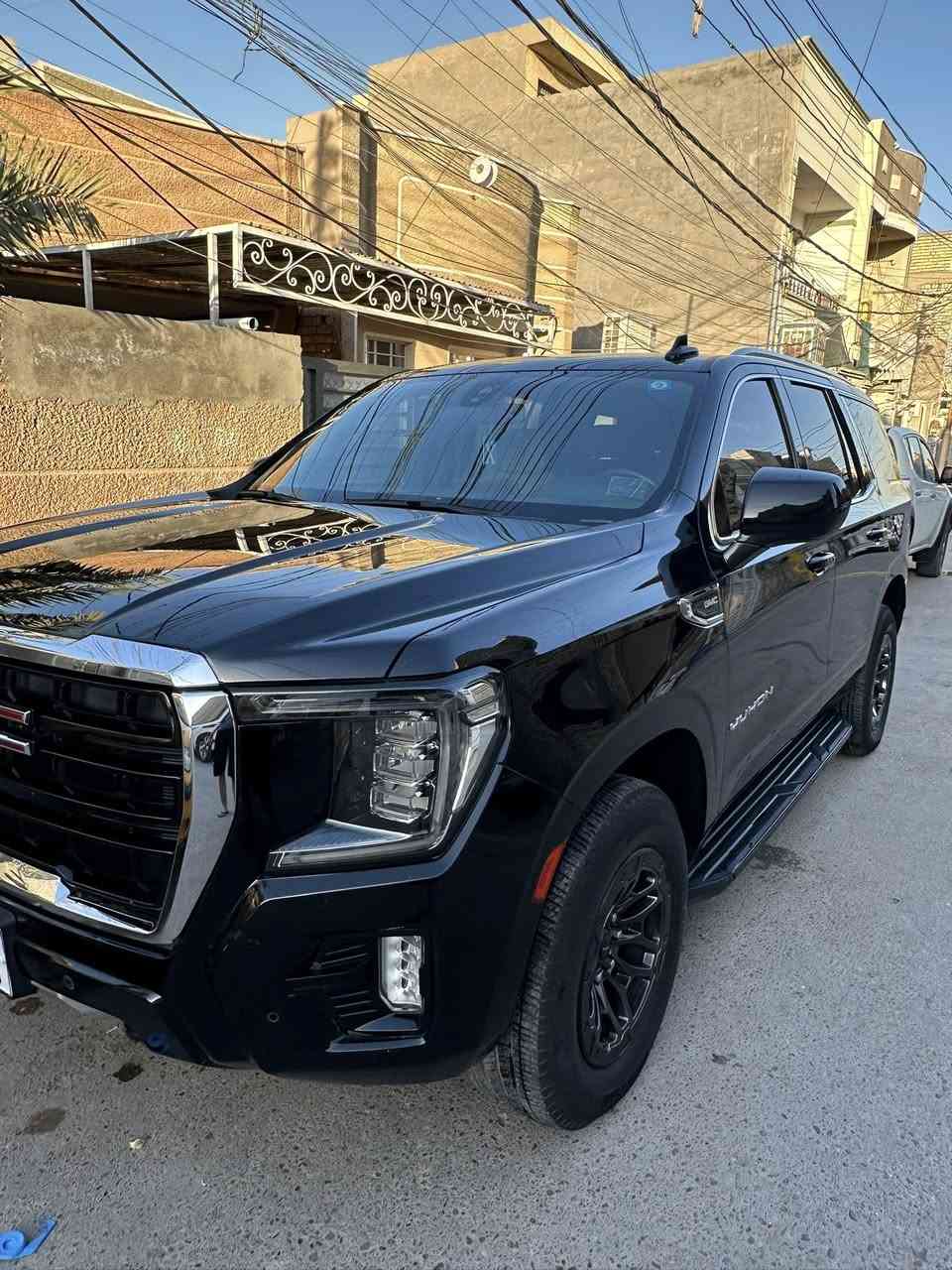 السلام عليكم جمسي يوكن للبيع
موديل 21خليجي مكفوله كفاله عامه 
رقم بغداد باسمي مواصفات SLE
السياره مغلفه PPF
مكفوله كير مكينه صدر 
ماشيه 75 الف 
مكانهه بغداد 
***********
السعر 43
يعني 4 شدات و30
