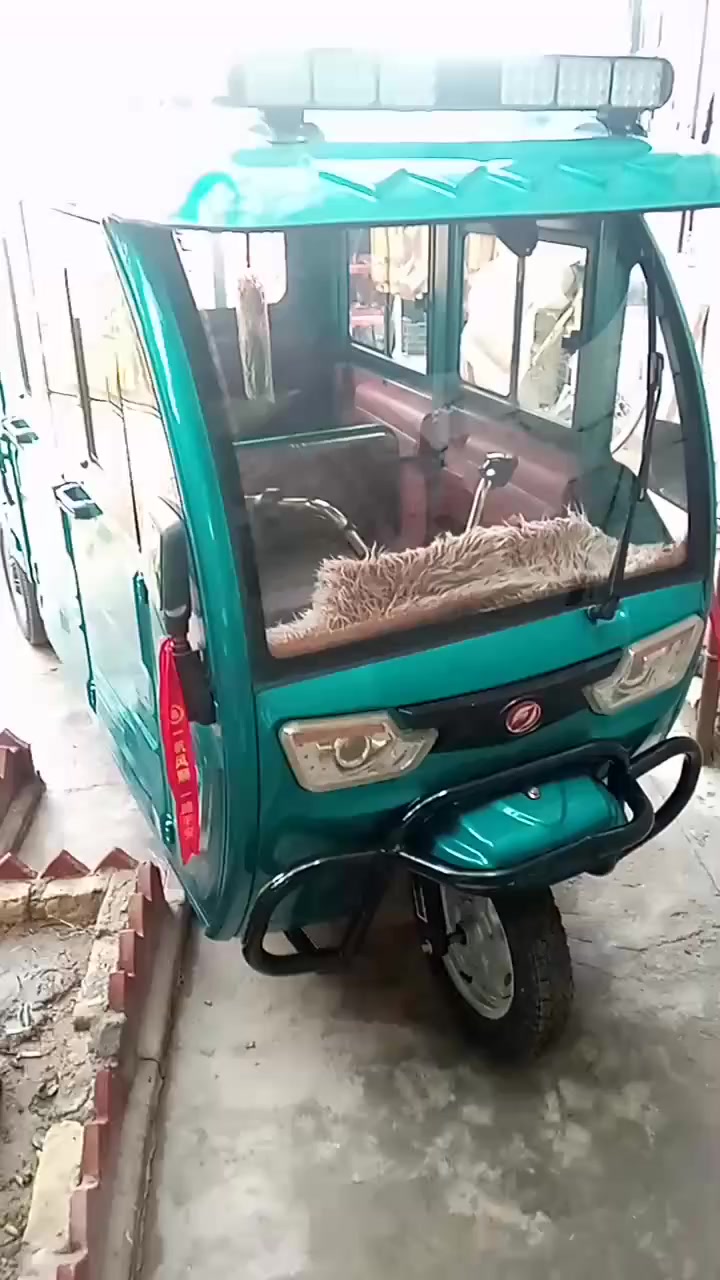 تكتك شحن اربعه باب خمسه بطاريه مع بدي ستوته جديد السعر 4500 مع مجال قليل مايحتاج ترقيم ***********
