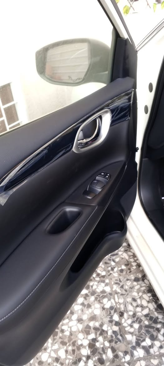 نيسان سنترا موديل 25زيرو رقم أربيل الجديد باسم شركة تحويل وكالة مجانا داخل مخمل شاشة  جنل بلوجكترات للاتصال ***********
