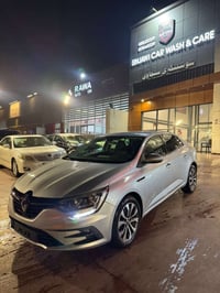 رينو ميكان موديل 2023  وارد خليجي بيه جاملغي امامي وبنيد حسب مامكتوب ب...