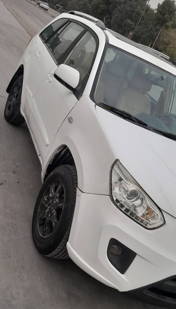 السلام عليكم
للبيع تيكو . موديل ٢٠١٢ . رقم بغداد ألماني مشروع وطني سنوية جديدة . كير ومكينة مكفولات بلاديات . مكفولة من الحادث . 
بيها صبغ مكانات جمالية . شاشه . تبريد شغال . ما ناقصها شي .
السعر ٥٥$ وبيها مجال للشراي . 
العنوان بغداد الجديدة 
***********
