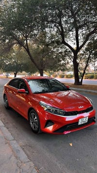 كيا فورتي 2023 ماشيه 30الف نص مواصفات مكفوله كفاله عامه قطره صبغ مابيه...