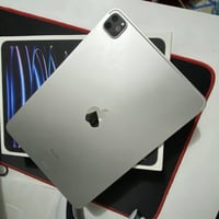 آيباد M2 • ٢٥٦ • بطارية ٩٢