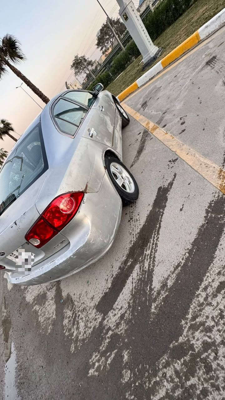 السلام عليكم متاح للبيع
سيارة كيا اوبتمة مديل 2007 محرك 4 سلندر رقم انكليزي جديد بأسمي تتحول بأي مرور 
كير مكينة نظيفات تبريد ثلج بعز الصيف جام 4 كهرباء سنتر لوك قفل مركزي 5 ويل كب تخم تاير جديد قبل فترة شادة 
بطارية جديدة سيارة نشطة واقتصادية جداً 
جامة امامية جديدة كهربائيات كلها شغالة ومملعوب بيها داخل جدآ نظيف 
السيارة بلادية وجاردة بحاجة إلى إعادة صبغ احزام والصور توضح ذلك 
مكاني بغداد الغزالية والسعر 66 
ه‍ ***********
