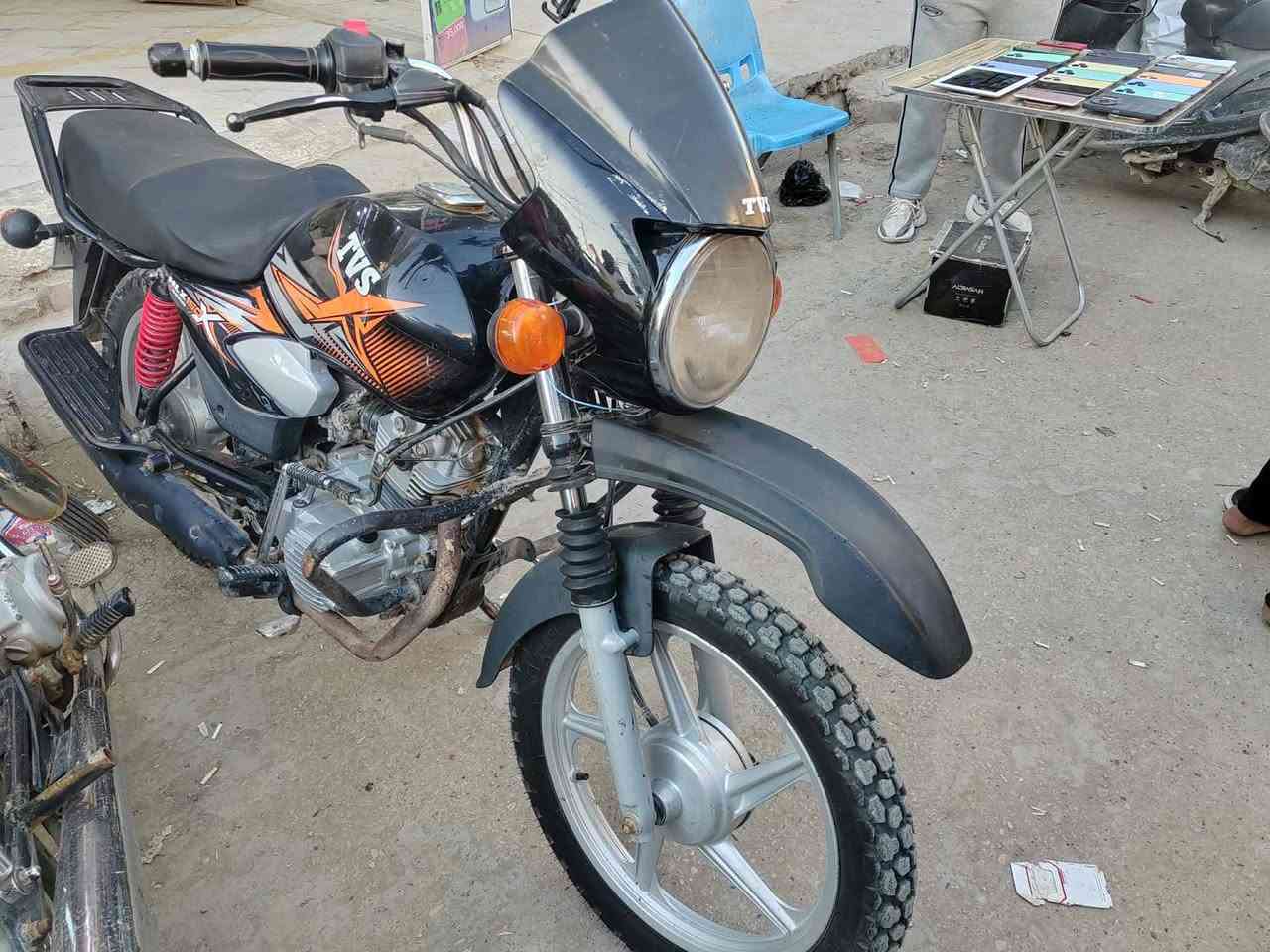 البيع 700
وبيه مجال الطبين بيع مستعجل 
***********
