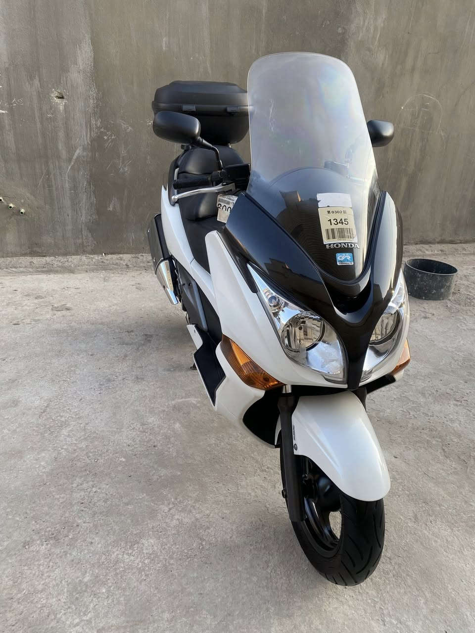 البيع بل نقد والتقصيط المريح على ماستر الرافدين يا اللة دراجة سلفر ونج جيتي لون ابيض صدفي النضافة 100/100 المسافة المقطوعة 22الف حقيقي فوول موصفات نضام ABSمانع انزلاق تدفئة بل يدات لمس نضام جي بي اس اوفر مود سويجات عدد/2سكيورتي كتلوكات الشركة مع عدة الشركة قطعة بل كارتون مكاني الغزالية الشراي يتصل رجاء *********** اخوكم علي سالم
