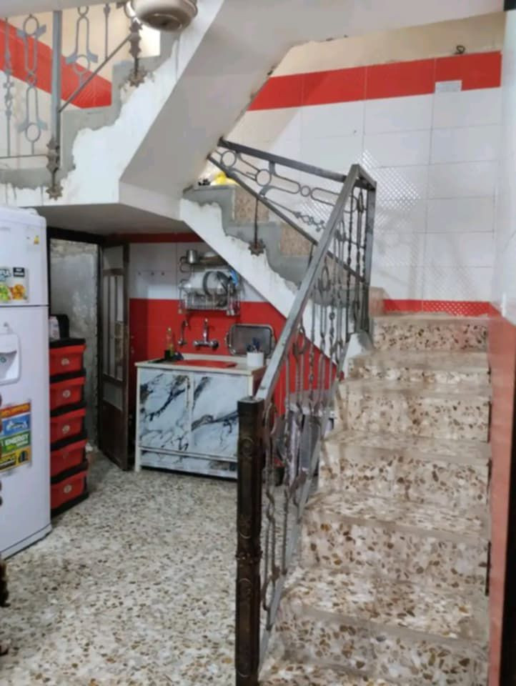 بيت للبيع 50متر طابقين نظيف دوانم ع غربي مقابيل الشعله قطاع 12 السعر ب65 الاستفسار ع الرقم ***********
