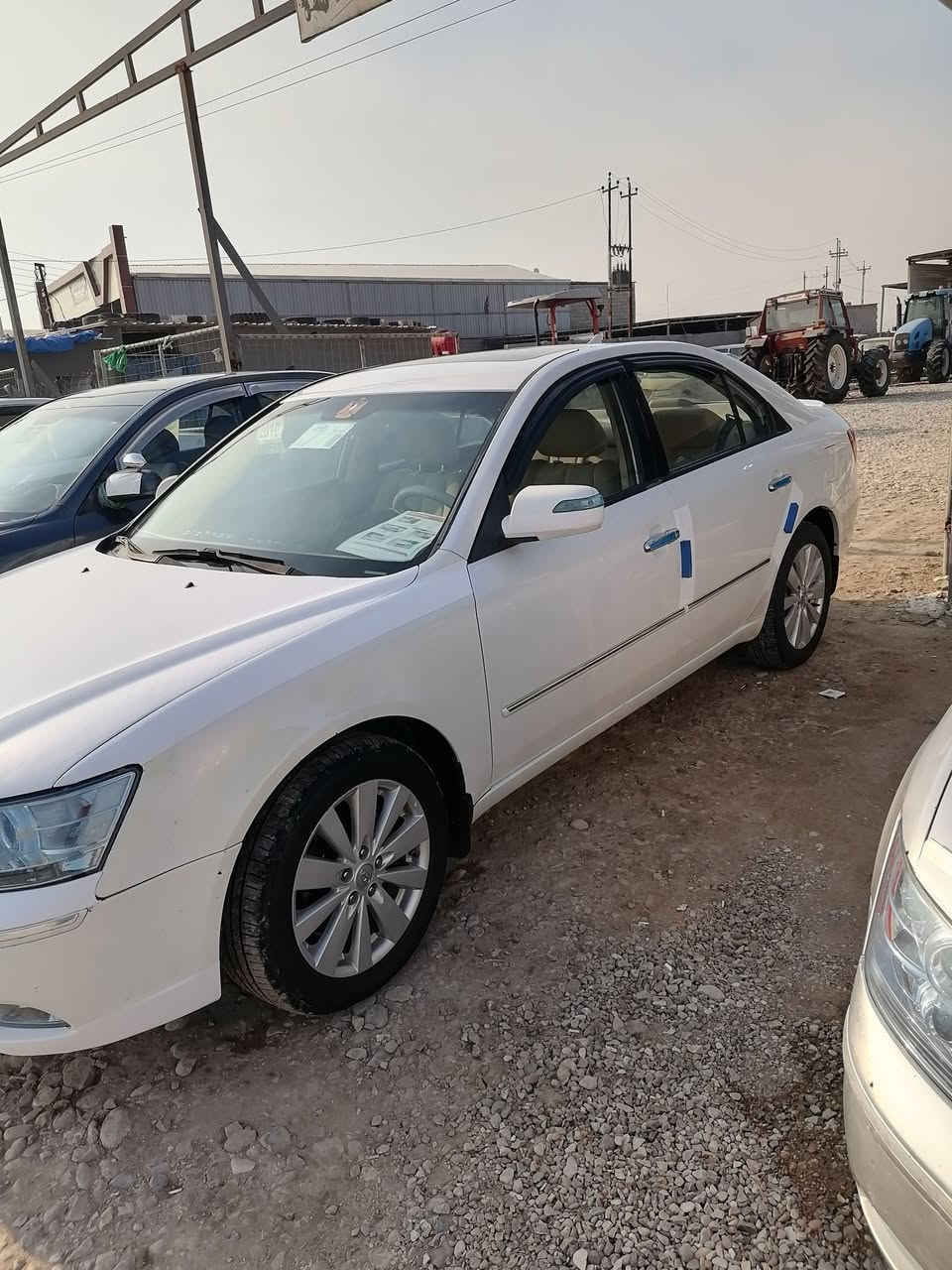 سلاام عليكم للبيع سوناته موديل ٢٠١٠ وأرد خليجي فول مواصفات رقم أربيل سياره جاهزه من كل نواحي محرك وكير خير من الله تخم تاير جديد بيه رش ثلث قطع صبق مكفوله من حادث سياره خير من الله وبل عافيه عل ياخذه *********** عنوان واسط قضاء زبيديه //سعر ١١٥ وبيه مجال لطيبين
