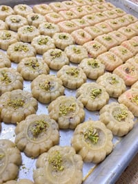 تجهيزات حسب الطلب • فتح الحجز • ٣ أيام