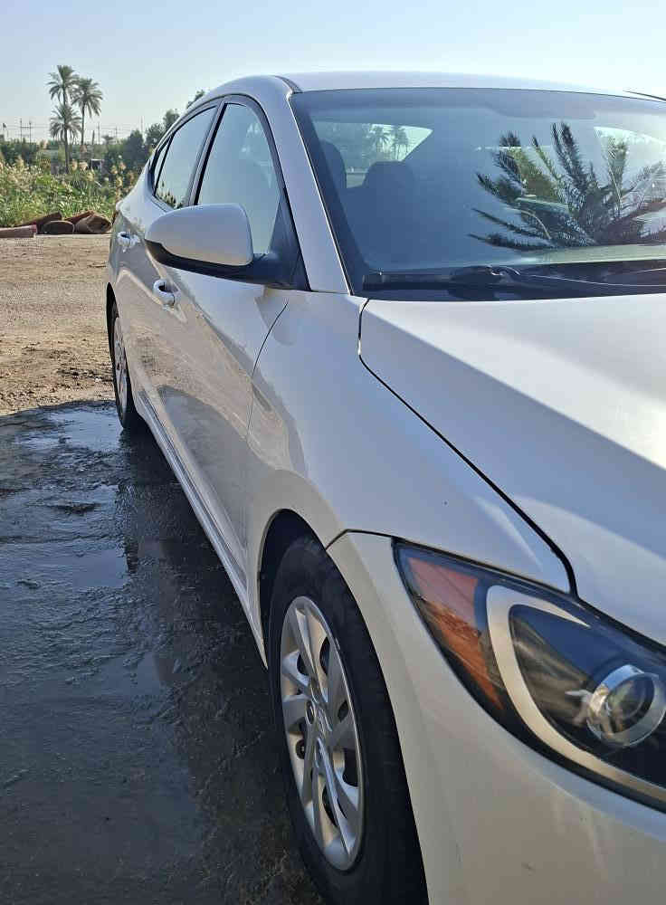 السلام وعليكم النترا للبيع موديل 2018 امريكيه اربيل بأسمي سياره جديده مكينه كير كفاله ماكينه 2000 دوش سياره بيها قطعتين فقط تخم تاير جديد سياره كلش حلوه وجاهزه مال جناي صور الحادث مرفقه مع المتشور سعر 127 وبيها مجال مكان الديوانية قضاء الشامية رقم الهاتف. ***********
