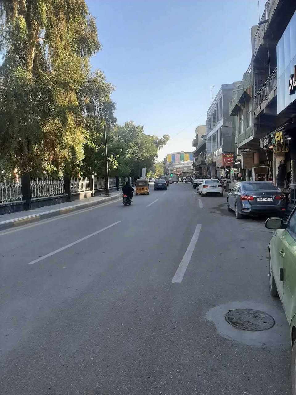 عرض جديد هاذا العرض يفيد الى يدور ستثمار يجيك وارد شهري ٦٠٠ الف يوجد لدينا بيت للبيع متكون من مشتملين كل مشتمل يتكون من ٢ غرف نوم وهول وصاله ومطبخ وصحيات ومنور وطابق الاول يتكون من ٣ غرف نوم ومطبخ وهول وصاله وصحيات وبيتونه وصطح البناء حديث 2016 والموقع مميز جدا في قلب ديالى بعقوبه المركز منطقه السراي منجره يبعد عن شارع العام خريسان ٣٠ متر ويبعد عن الكورنيش ديالى حوالي ٢٠٠ متر ومساحته ٨٧
والسعر خاص   الاستفسار اكثر اتصل على رقم يوجد وتساب وتفاصيل اكثر ‏‪***********‬‏
