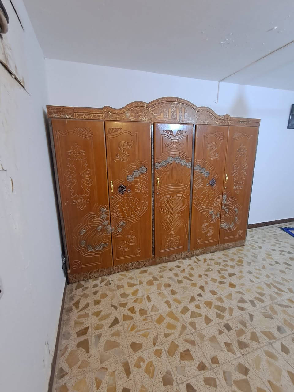 سعر ٣٠٠ الف 
ناصريه 
***********
