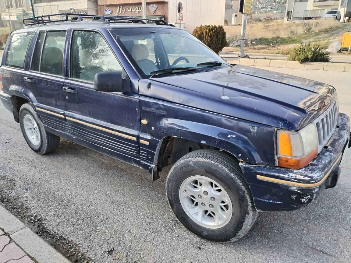 جيب موديل ۹٤ محرك كير بطة vvt كير اوتو شرط الكير والمحرك وشرط التحويل  سعر السيارة ۳٤ ورق مكان سليمانية *********** السليمانية, العراق
