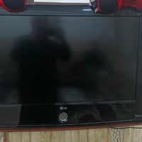شاشة LG حجم 32 تصلح للبيت وتصلح للكاميرات سعرها بدون مبازر 40000 للتوا...
