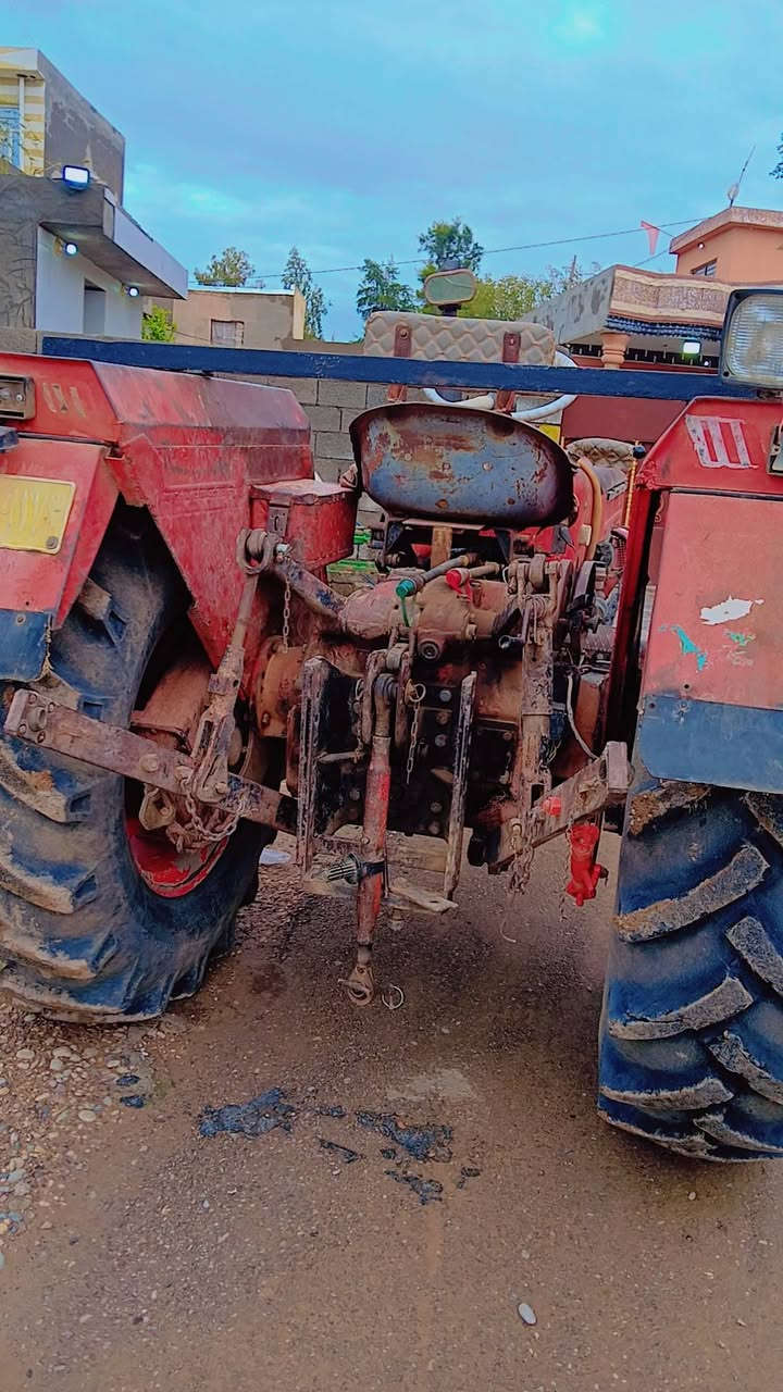 مكينة عنتر للبيع مديل 85 رقم تحويل كامل سعر 7 ونص وبيهة مجال . مكينه جاهزة  كلشي ييها فول . مكانها ديالى خانقين للاستفسار  
***********
