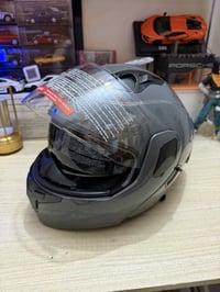 خوذة قلاب • DOT معتمدة • هيكل ABS