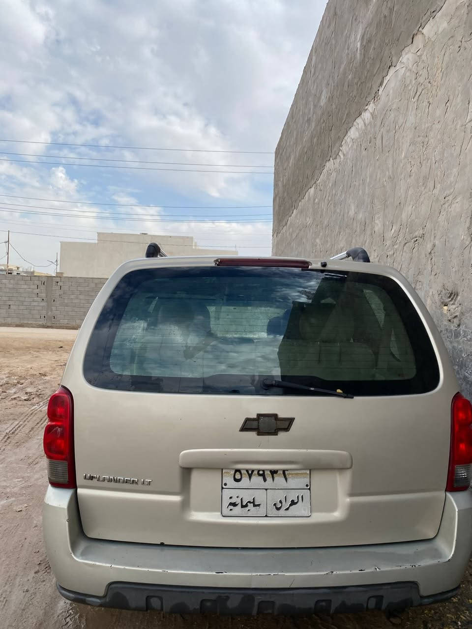 السلام عليكم اب لاندر مديل 2008
السعر 60 وبيها مجال 

‭0773 777 3930‬
