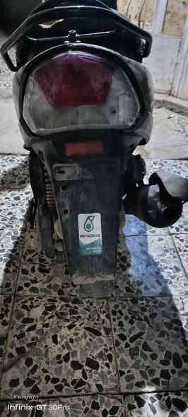 دراجه ماكس منغولي الدراجه خير من الله  السعر 450 الف  وبيه مجال المكان الشعب يم دفاع ا
المدني الستفسار *********** واتساب
