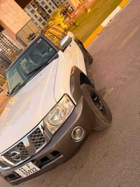 احبتي نيسان بترول 208 مرقم وكآمل تحويل ثاني يوم سياره جديده ومصروف علي...