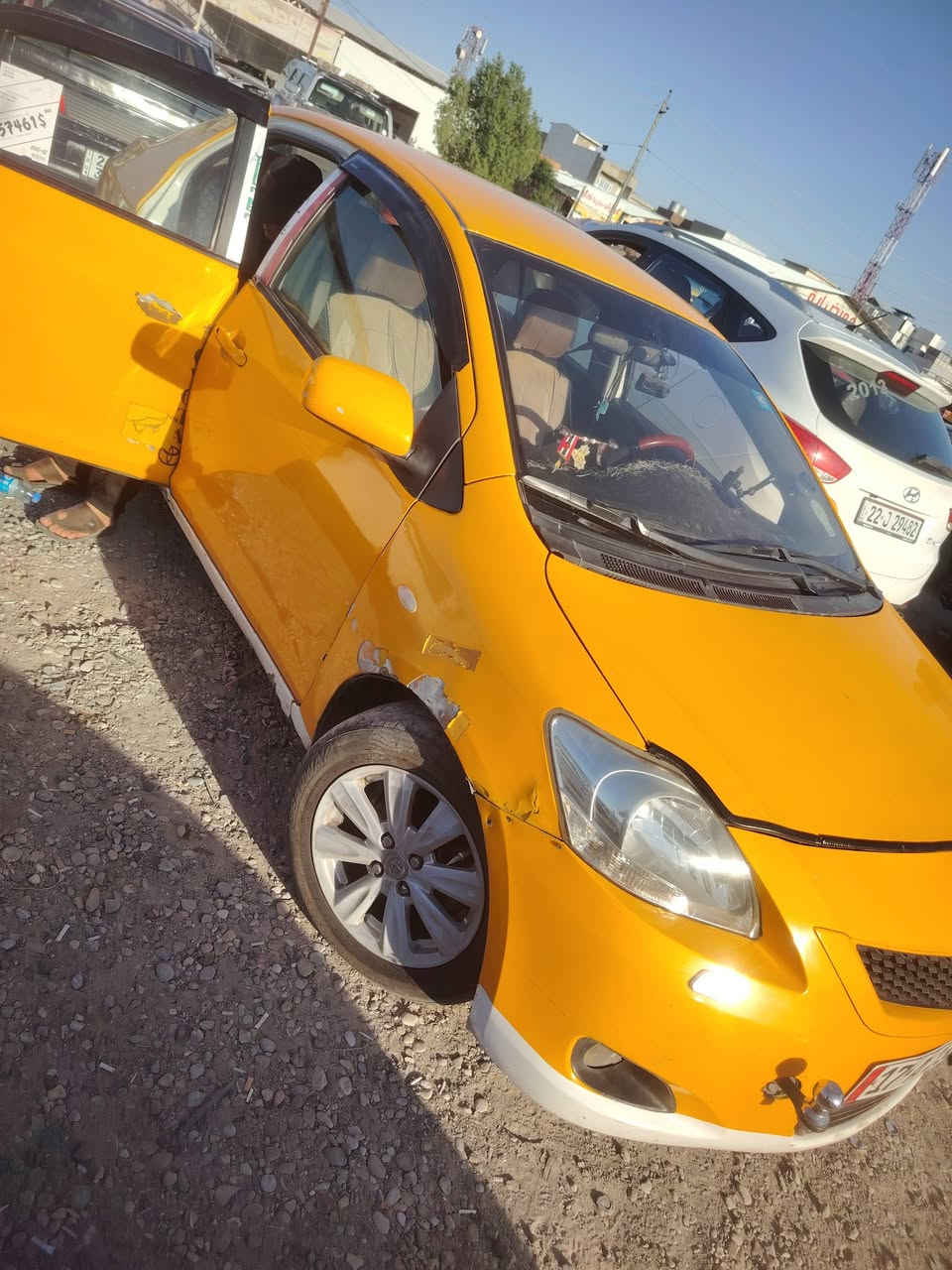 سلام عليكوم يارس موديل  2007 كير اوتماتيك بطاقه بانزين بيه سنويه ٢٩ شرط التحويل والوكالة سعر ٦٠ وبيه مجال  كير محرك شرط بدون دواخل


**إذا كنت صاحب هذا الإعلان وتريد حذفه لأي سبب، رجاءا أرسل رسالة إلى الدعم الفني**