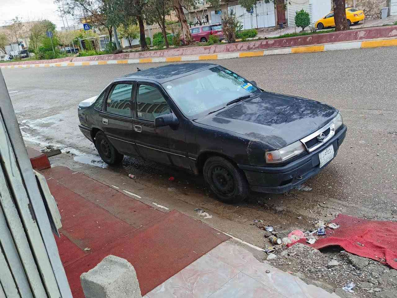 اوبل فكترا موديل 1990 
سنويه مشروع وطني لحد 2028 
مكينه 20 دفتر بانزين بيهااا 
سياره بحاله جيدا 
مشهالله وتساب او رقم *********** Singapore
