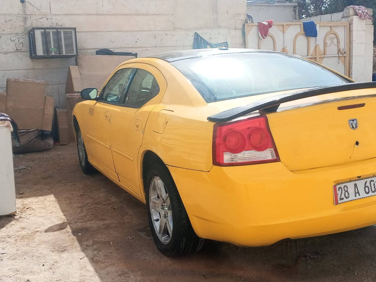 السلام عليكم شارجر موديل2008
محرك 3500
تخم تاير وحداديه 
مصفره هيئه وغرامات
مكان ناصريه مركز 
السعر 73
***********
