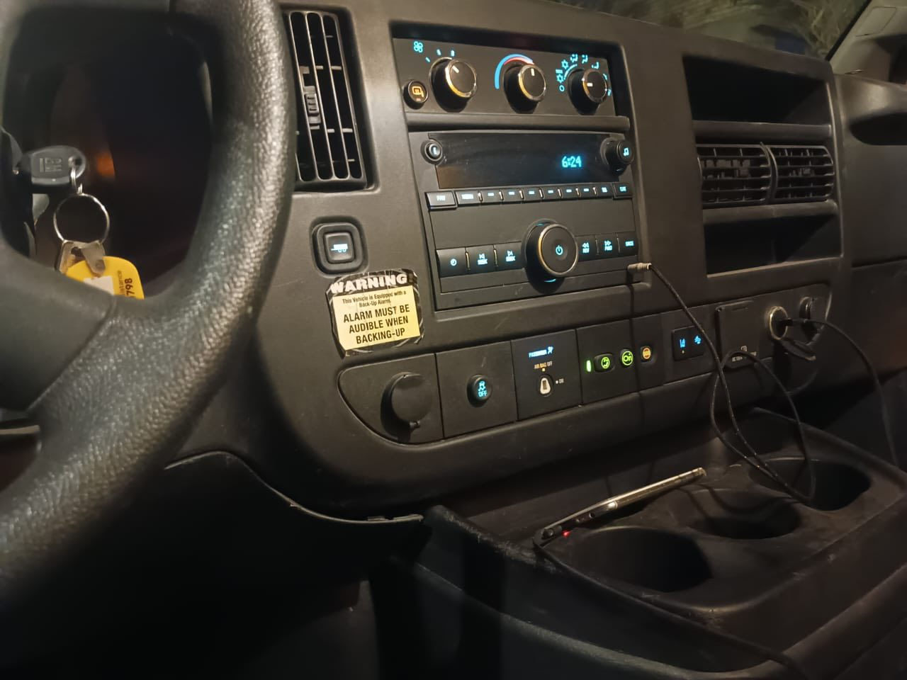 للبيع موديل ٢٠٢٣ مصلح كامل جاهز للترقيم مكانها بغداد للتفاصيل ***********
وتساب 
***********
